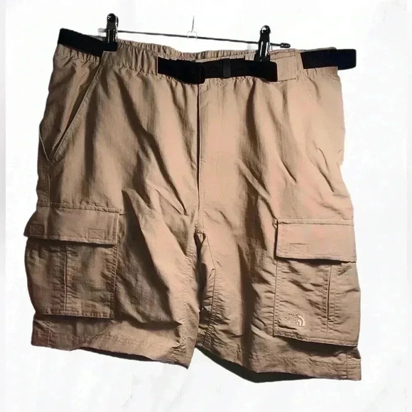 The North Face classic v belted khaki utility hiking cargo shorts  L - Picture 2 of 5